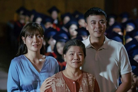 NSND Thanh Hoa: Sự nghiệp 60 năm và cuộc sống bên chồng kém 6 tuổi