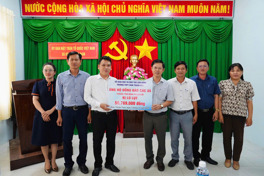 Lan tỏa yêu thương đến học sinh vùng lũ