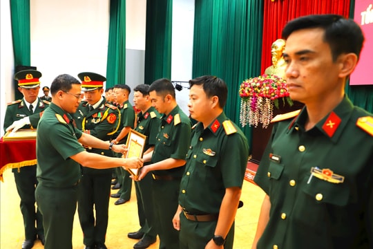 Ban Chỉ huy PTKV 2 hoàn thành toàn diện nhiệm vụ quân sự, quốc phòng năm 2025