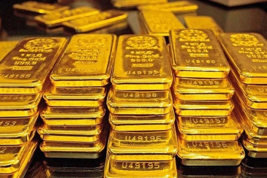Giá vàng hôm nay 17/11: Vàng SJC ổn định, thế giới giữ mốc 4.000 USD