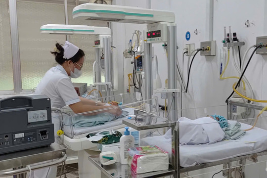 Khám thai kỳ giảm nguy cơ sinh non