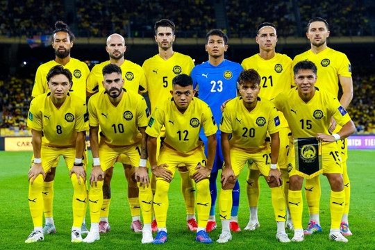 Cầu thủ Malaysia lỡ lời, hé lộ bê bối gian lận quốc tịch