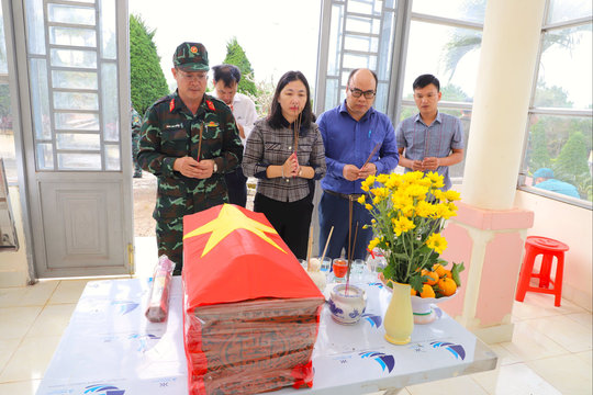 Quy tập hài cốt liệt sĩ tại xã Quảng Tân