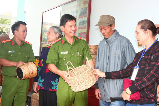 Trại giam Đại Bình tổ chức hội nghị gia đình phạm nhân lần thứ XV