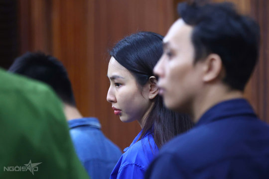 Hoa hậu Thùy Tiên nhận án 2 năm tù tội lừa dối khách hàng