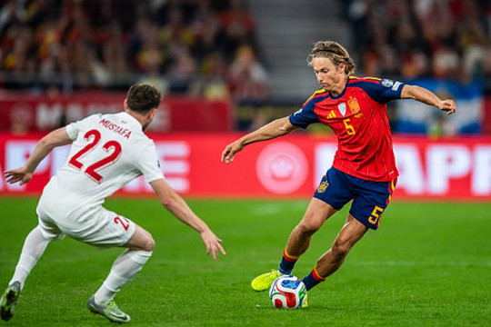Hòa Thổ Nhĩ Kỳ 2-2, Tây Ban Nha giành vé World Cup nghẹt thở