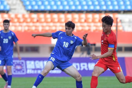 Sao U22 Văn Trường chấn thương, Viettel muốn có trọng tài ngoại