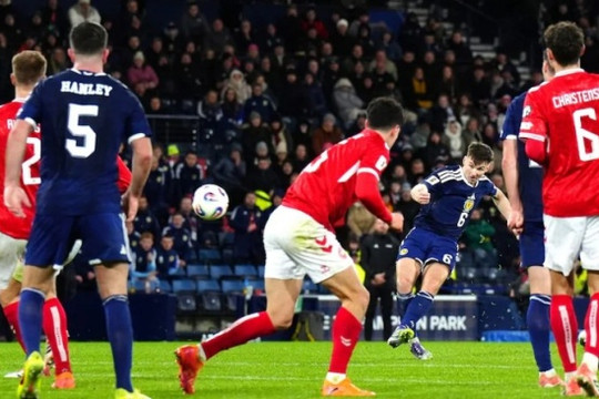 Scotland 4-2 Đan Mạch: Kỳ tích sau 28 năm chờ đợi World Cup