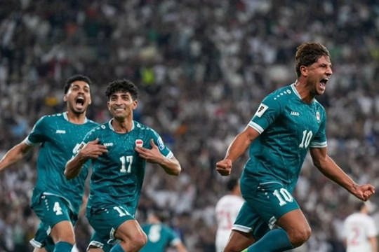 Iraq thắng UAE 2-1 kịch tính ở phút bù giờ thứ 17
