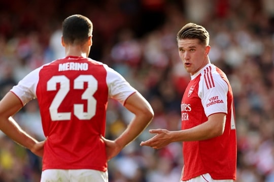 Arsenal mất Gyokeres, Arteta có 'vũ khí bí mật' đấu Tottenham