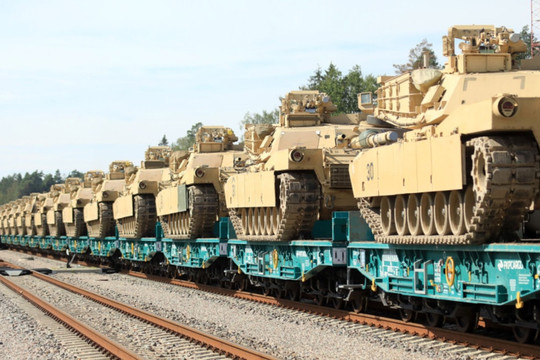 Mỹ bán 300 xe tăng Abrams cho đồng minh lớn ngoài NATO thứ 20