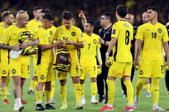 FIFA vạch trần bê bối nhập tịch chấn động của bóng đá Malaysia