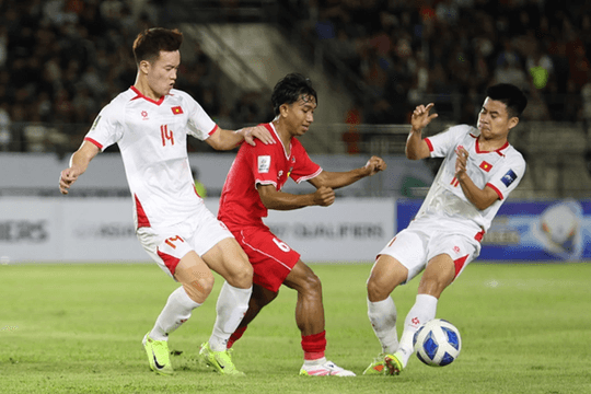 Thắng Lào 2-0, hàng công ĐT Việt Nam vẫn là nỗi lo lớn