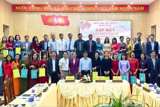 Lãnh đạo các xã, phường Bảo Lộc, Bảo Lâm gặp mặt, chúc mừng Ngày nhà giáo Việt Nam 20/11