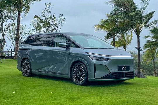Xiaopeng X9 Super Range ra mắt: MPV với tầm hoạt động 1602 km