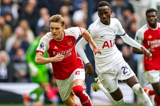 Arsenal vs Tottenham: Derby định đoạt tham vọng cả mùa giải