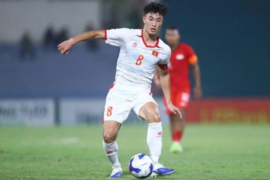 Văn Trường phẫu thuật, U22 Việt Nam tổn thất lớn trước SEA Games