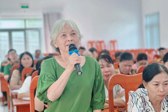 Công an phường La Gi lắng nghe ý kiến Nhân dân