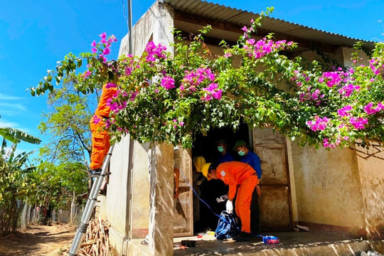 Điện lực Đam Rông nâng chất lượng phục vụ, giữ vững an toàn lưới điện vùng sâu
