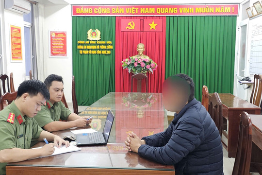 Công an Khánh Hòa làm việc với các đối tượng đăng tải, chia sẻ thông tin sai sự thật về tình hình mưa lũ