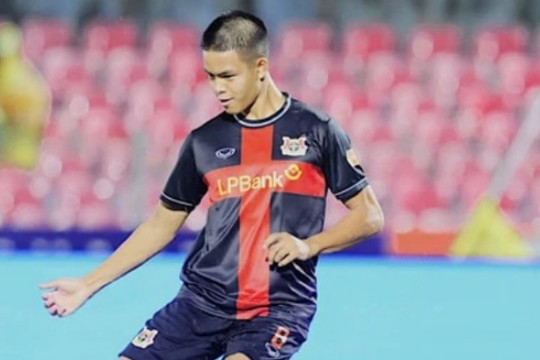 U22 Việt Nam bổ sung tiền vệ 10 tỷ đồng cho SEA Games 33