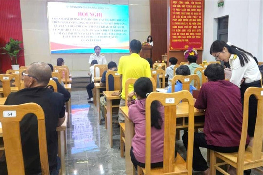 Hỗ trợ hộ, cá nhân kinh doanh kê khai thuế minh bạch