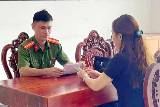 Chuyển nhầm 320 triệu đồng, người dân được công an giúp đỡ thu hồi