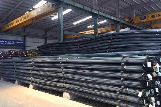 Giá thép hôm nay 23/11: Thế giới giảm nhẹ, trong nước ổn định