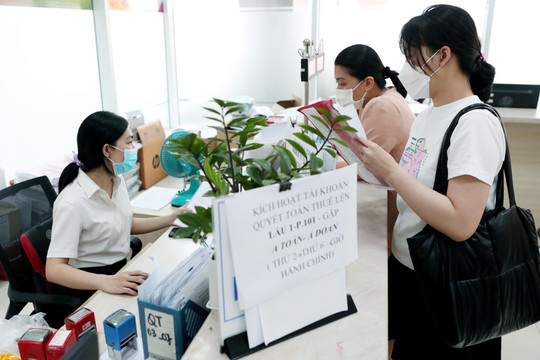 Không cần xã xác nhận thu nhập khi đăng ký người phụ thuộc