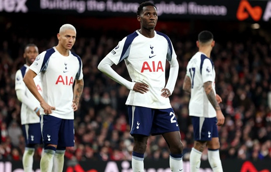 Tottenham: Hai kỷ lục buồn và lối chơi tấn công bế tắc