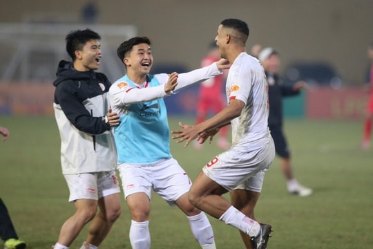 Thể Công Viettel vượt qua CAHN sau loạt luân lưu kịch tính