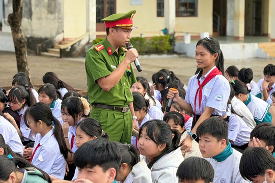 Lâm Đồng đẩy mạnh chiến dịch “Không một mình” tại trường học