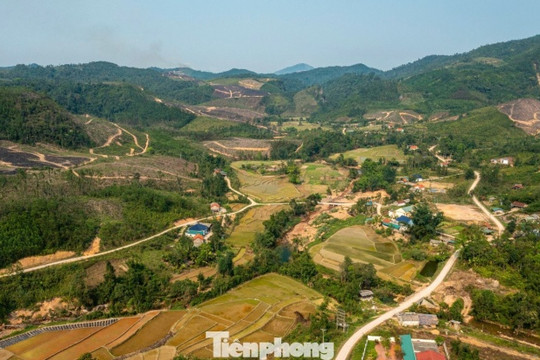 Kỳ Thượng: Khám phá 'ốc đảo' bình yên của người Dao ở Quảng Ninh