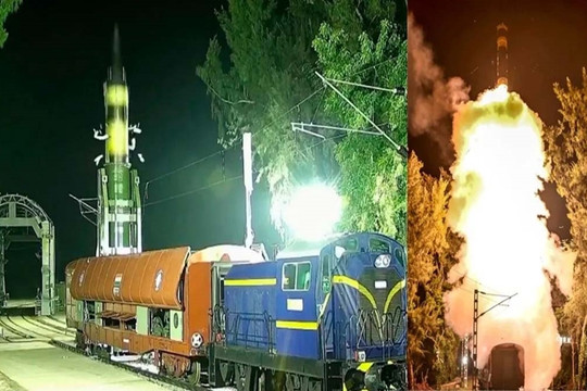 Ấn Độ phóng thử Agni Prime từ bệ phóng đường sắt