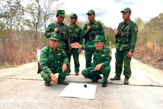 Hiệp đồng chặt chẽ, giữ vững an ninh tuyến biên giới