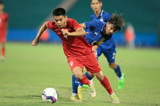 Nguyễn Lê Phát: 'Vũ khí bí mật' 18 tuổi của U22 Việt Nam