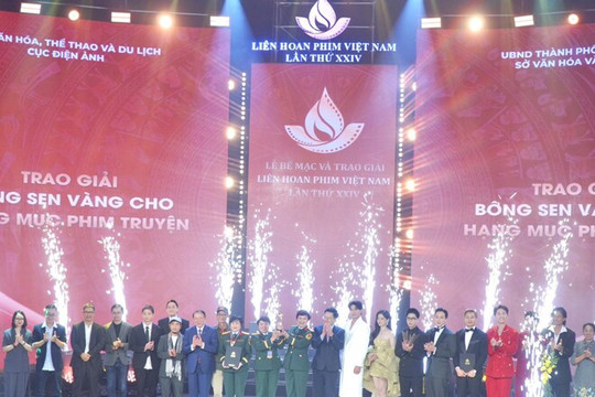 LHP Việt Nam 24: 'Mưa Đỏ' giành Bông Sen Vàng cao nhất