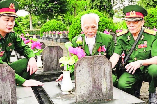 Bản hùng ca bất diệt Plei Me