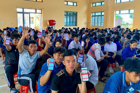 Bảo hiểm xã hội Lâm Đồng đồng hành với người dân: Lan tỏa chính sách an sinh xã hội từ cơ sở