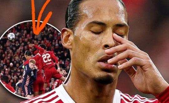 Van Dijk sa sút: Lời cảnh báo của Rooney trở nên chính xác