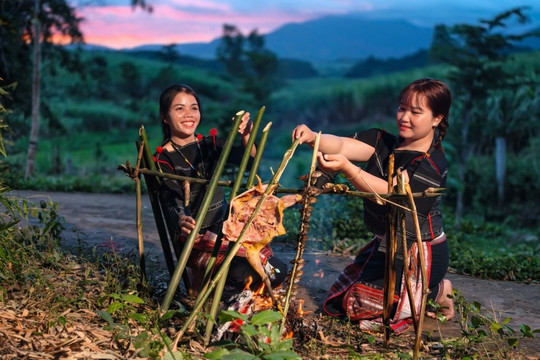 Buôn Mơ Hra: Tìm về nét văn hóa Bahnar nguyên bản ở Gia Lai