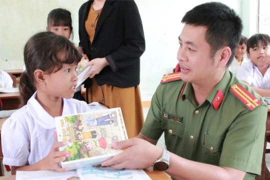 Ngành giáo dục và đào tạo tỉnh Đắk Lắk tập trung khắc phục hậu quả mưa lũ