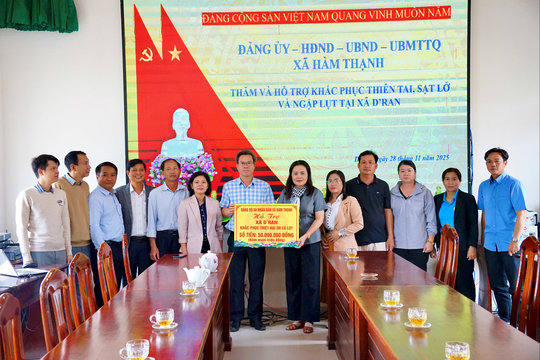 Hàm Thạnh hỗ trợ 130 triệu đồng và 6 tấn hàng hóa cho các vùng lũ Lâm Đồng và Đắk Lắk