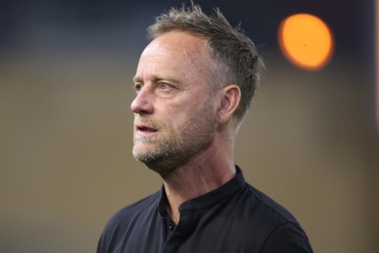 CAHN ngược dòng ngoạn mục, HLV Polking tiết lộ bí quyết