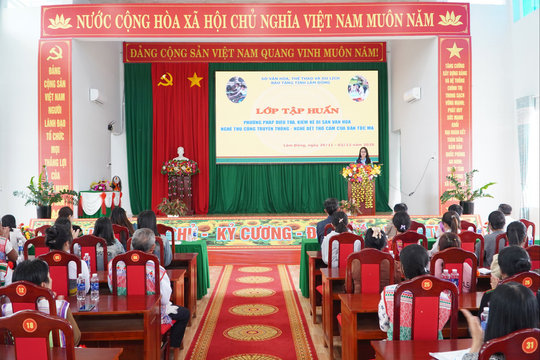 Tập huấn kiểm kê di sản văn hóa nghề truyền thống của dân tộc Mạ ở Lâm Đồng