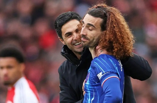 Ngoại hạng Anh: Arsenal đại chiến Chelsea, Man Utd gặp khó