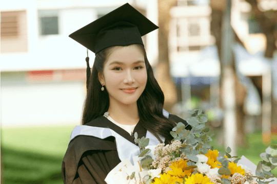 Á hậu Phương Anh nhận học bổng tiến sĩ toàn phần từ RMIT