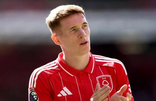 Man City nhắm Anderson, Arsenal quyết chiêu mộ Kenan Yildiz