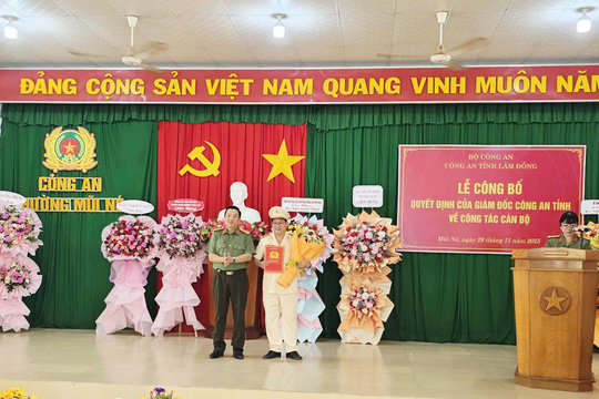 Công bố quyết định của Giám đốc Công an tỉnh về công tác cán bộ tại Mũi Né