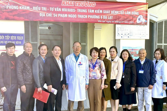 Chung tay chấm dứt dịch bệnh AIDS